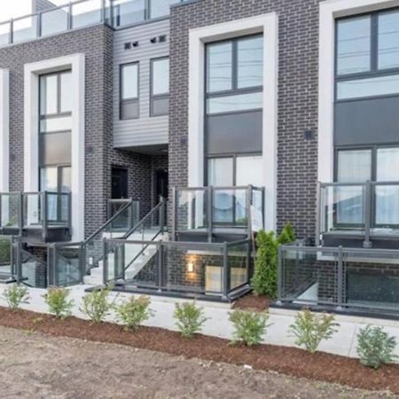 Exquisite, Bright & Modern Condo. Niagara Falls Eksteriør billede